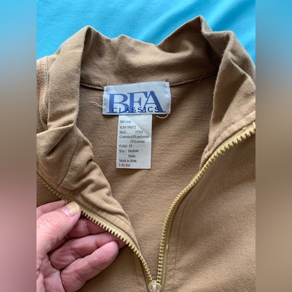 VINTAGE 80s Embellished zip up jacket size MP. - Picture 2 of 7